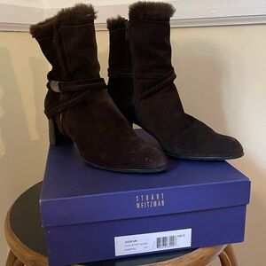 Women’s Stuart Wietzman Chocolate Suede Booties Size 9